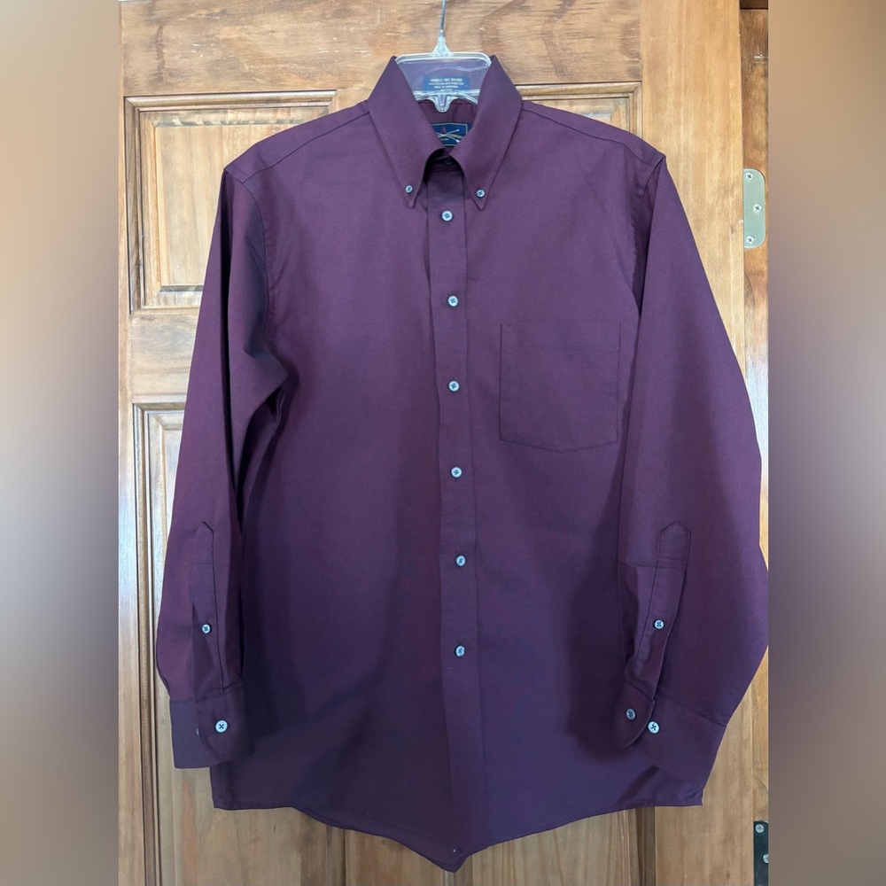 Arrow Men's Burgundy Casual Button-Down Shirt